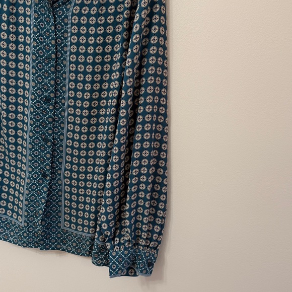 Max Studio Button Down - Picture 6 of 9